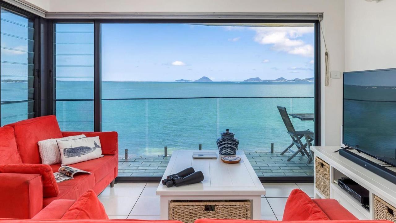 Holiday home Lanimer Spectacular Waterfront *