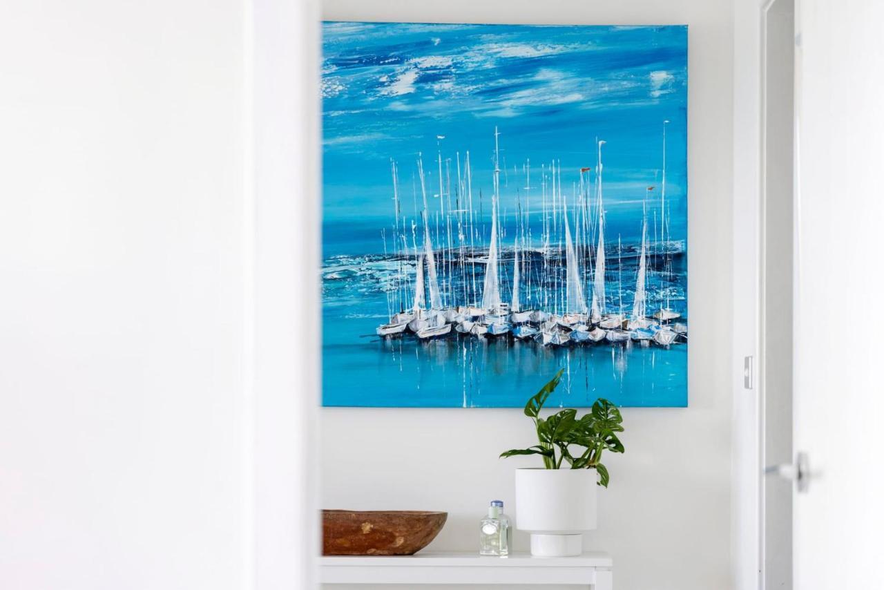 Lanimer Spectacular Waterfront *
