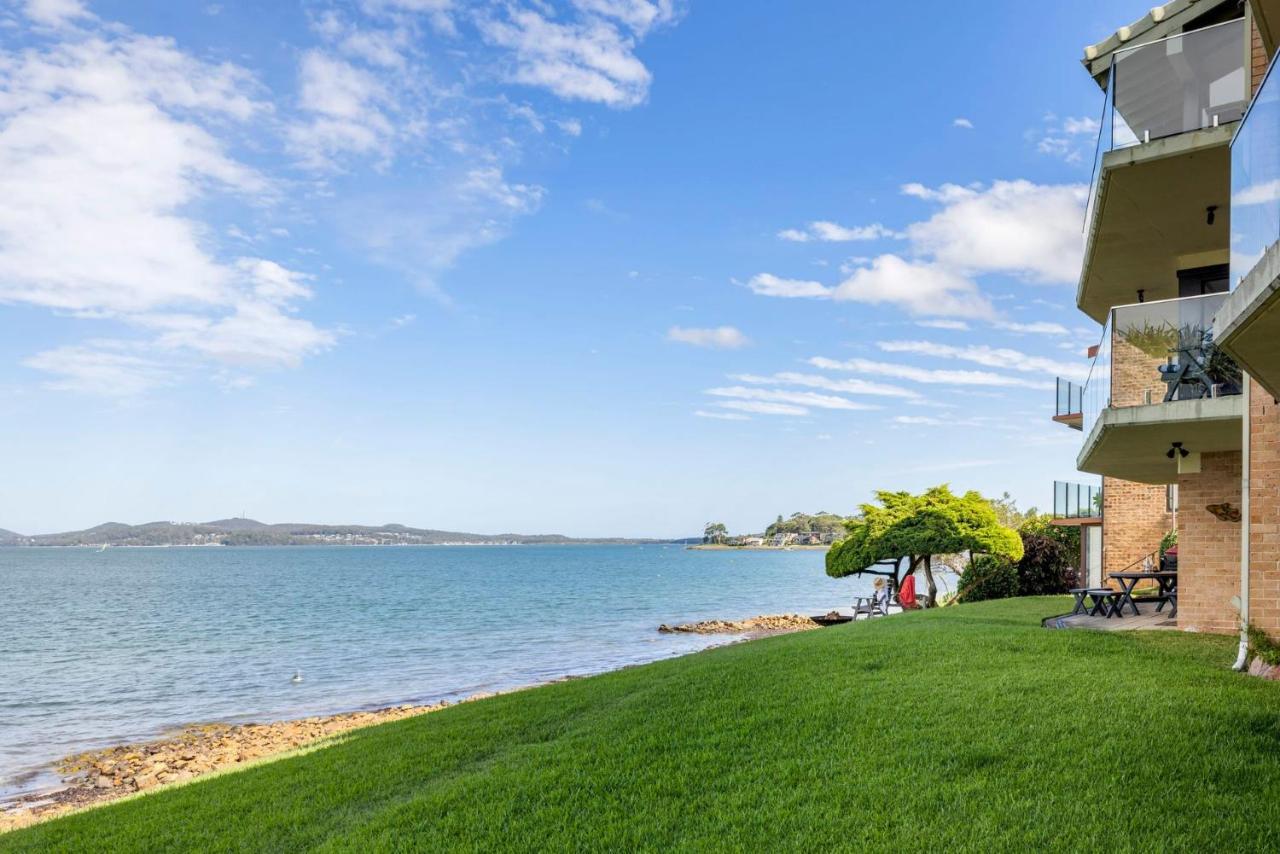 Lanimer Spectacular Waterfront