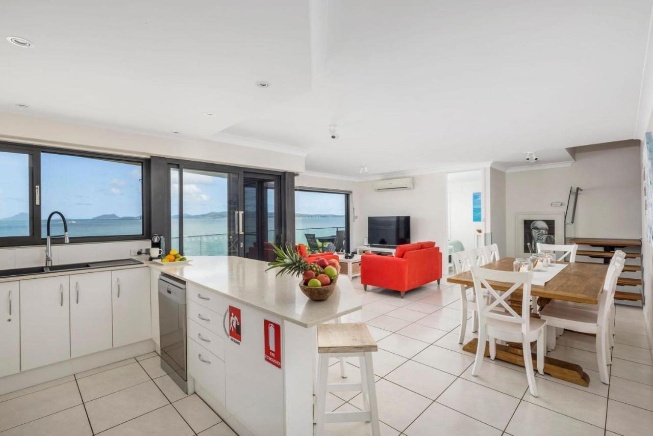 Lanimer Spectacular Waterfront Holiday home